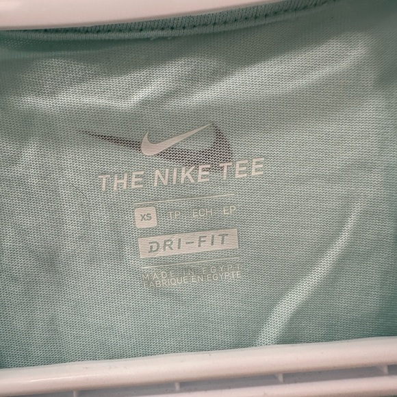 Nike Tank - Picture 2 of 2
